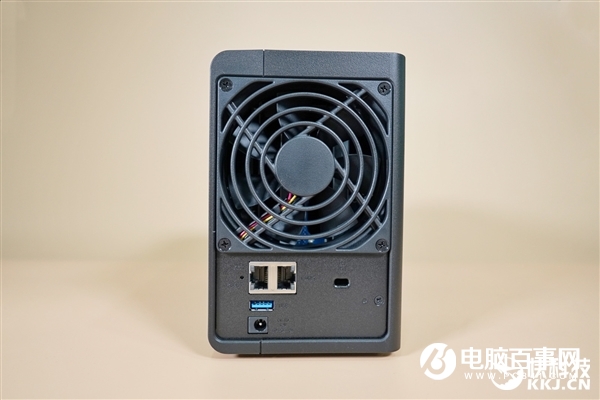 每年可寫入300TB！希捷酷狼Pro 16TB硬盤圖賞
