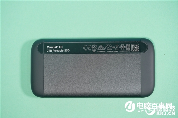 速度達1GB/s！英睿達X8移動SSD 2TB圖賞：4寸手機大小