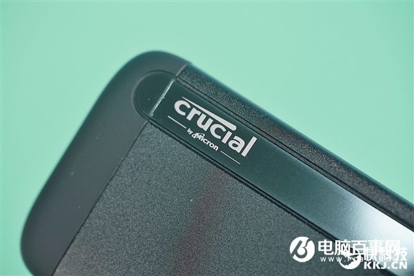 速度達1GB/s！英睿達X8移動SSD 2TB圖賞：4寸手機大小