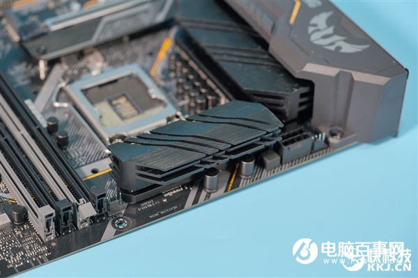 重炮手升級(jí)！華碩TUF B460M-Pro開(kāi)箱圖賞