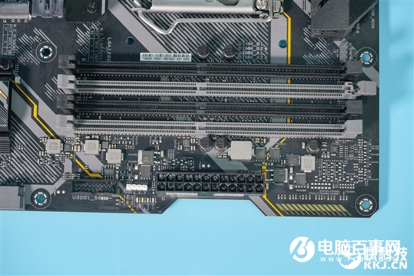 重炮手升級(jí)！華碩TUF B460M-Pro開(kāi)箱圖賞