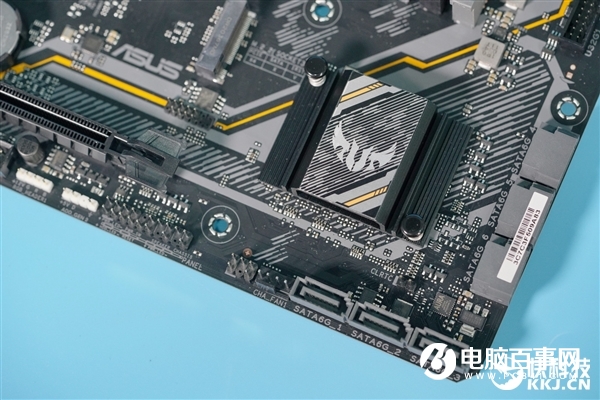重炮手升級(jí)！華碩TUF B460M-Pro開(kāi)箱圖賞