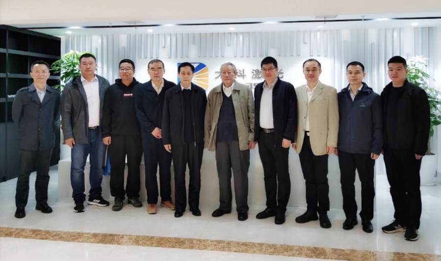 中國工程院院士郭桂蓉一行蒞臨湖南大科激光指導工作