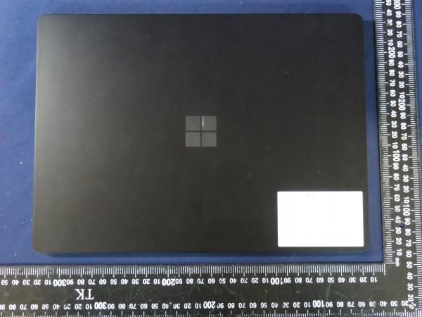 微軟Surface Laptop 4真機諜照曝光:有望搭載AMD銳龍5000 APU