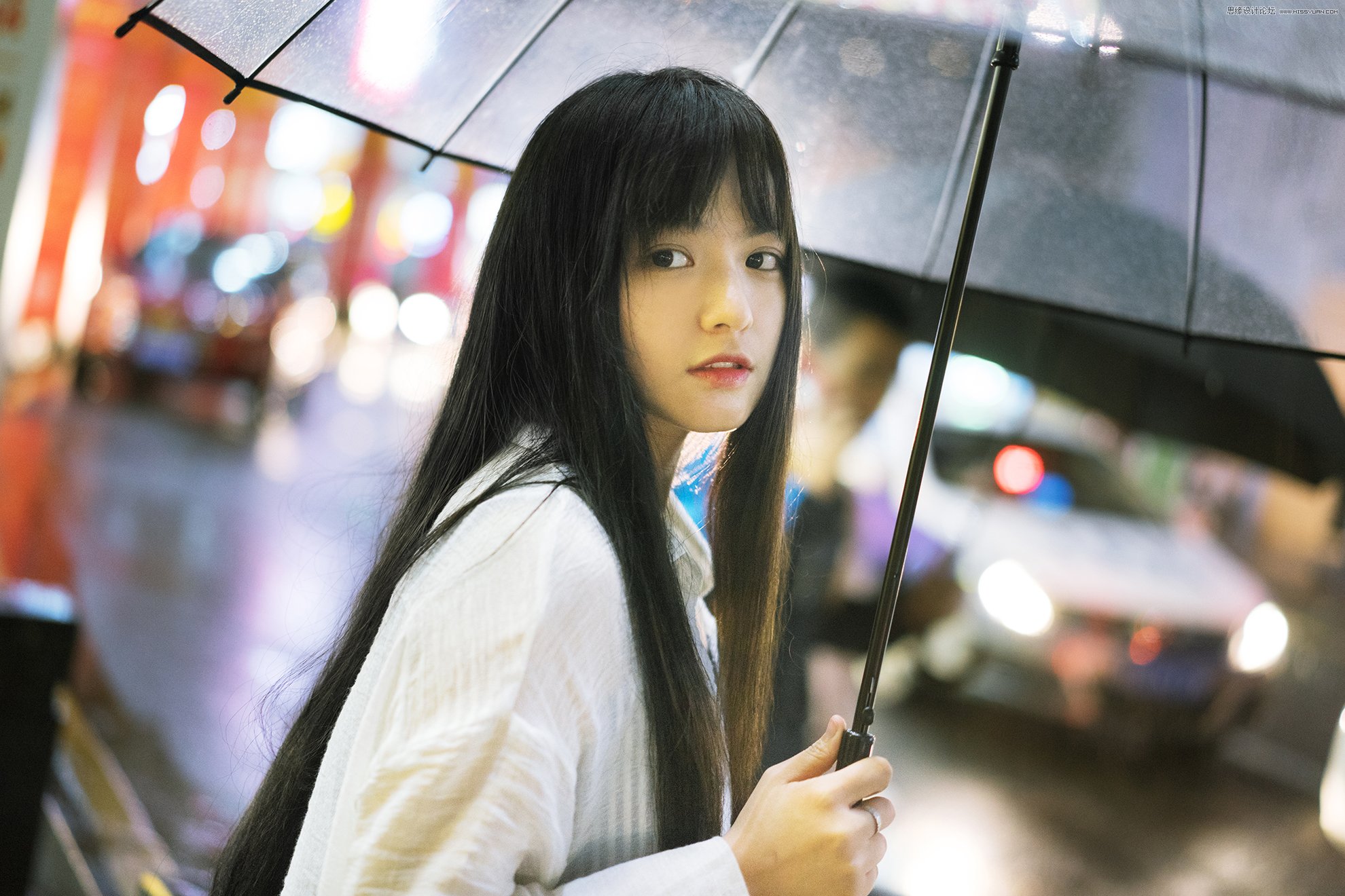 PS調(diào)出外景雨季人像照片清新藝術(shù)效果