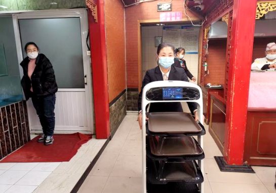 從“又一家”引進擎朗送餐機器人看智慧餐飲發(fā)展趨勢