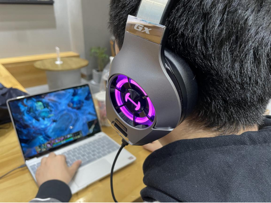 漫步者GX先鋒級(jí)電競游戲耳機(jī)評測:音畫同步+聽聲辨位 一路超神不是夢