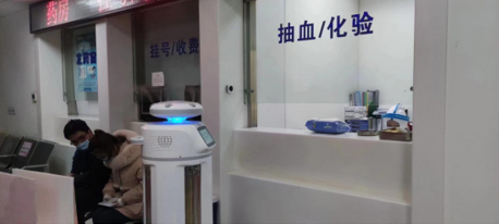 消毒機(jī)器人什么品牌最好 擎朗消毒機(jī)器人上崗青島城陽人民醫(yī)院