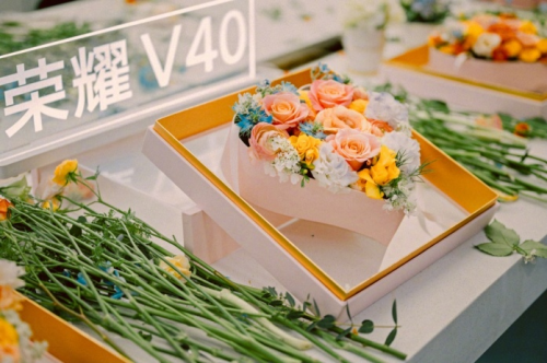 開啟精致女神生活，榮耀品質(zhì)花藝沙龍四城聯(lián)動更享好禮