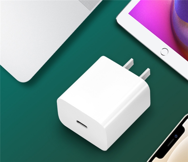 3倍提速 aigo蘋果iPhone 1220WPD快充套裝PD20W充電快人一步