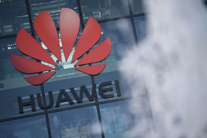 5.5G 上行超寬帶:華為發(fā)布 “5G+8K”3D VR 端到端解決方案