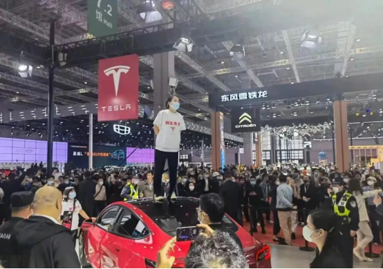 劍指特斯拉？360計劃推出行車黑匣子，可記錄駕駛狀態(tài)