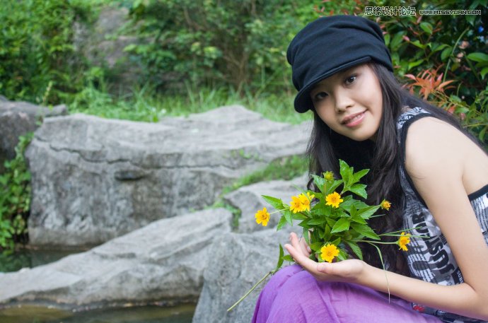 PS調(diào)出微笑女孩復(fù)古的淡黃效果