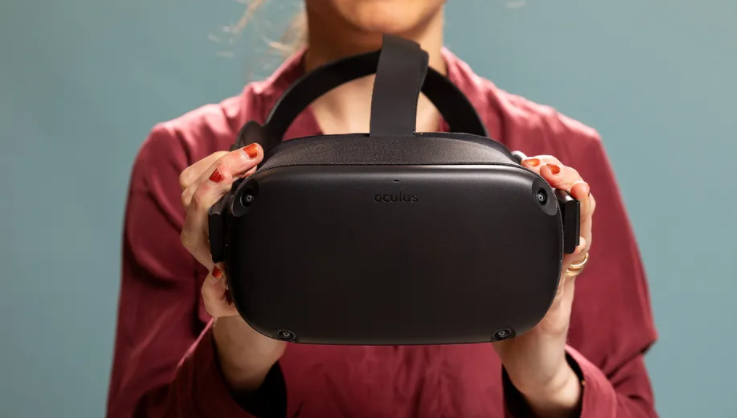 Facebook 推出 VR 頭戴設(shè)備 Oculus Quest 系統(tǒng)更新:新增多任務(wù)處理、無(wú)障礙選項(xiàng)等功能