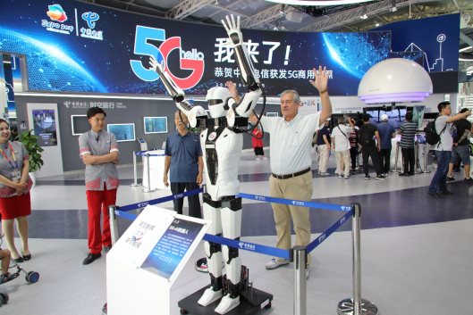 砥礪前行十九載 紅色基因永傳承 中國電信北京公司啟航“云改數(shù)轉(zhuǎn)”新征程