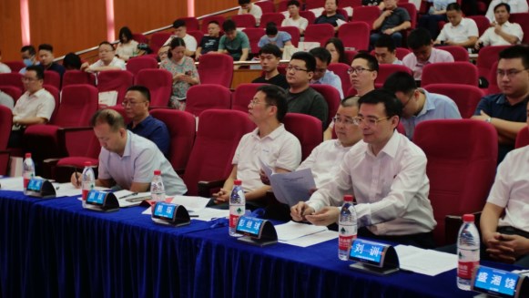 柔宇點亮工業(yè)互聯(lián)網(wǎng)應用場景創(chuàng)新大賽，柔性創(chuàng)新應用RoMeeting備受矚目