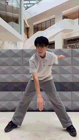 國內(nèi)首次在移動端實現(xiàn)人體3D Mesh重建，上騰訊微視一鍵變身“圣斗士”