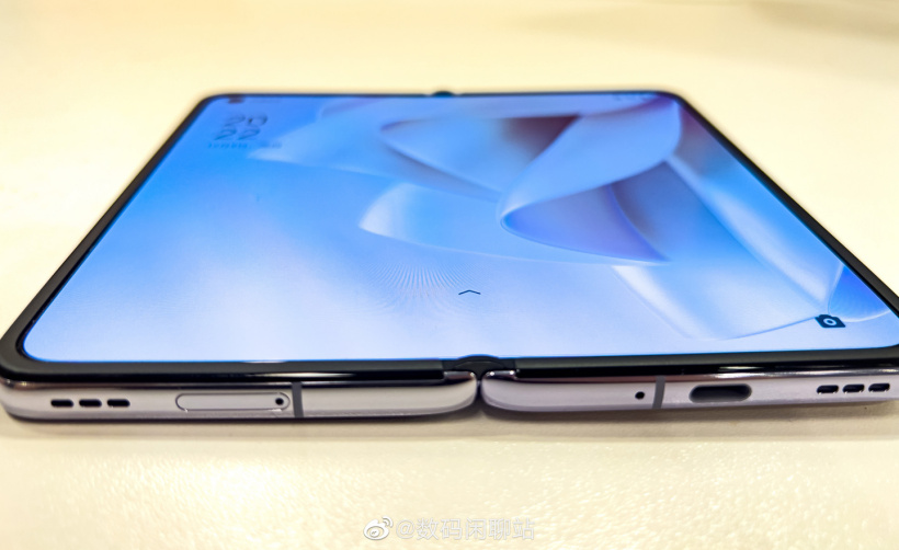 OPPO Find N 真機(jī)實拍曝光:屏幕折痕看不到