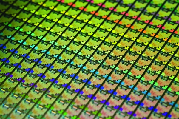 家電企業(yè)造芯成功 美的宣布2021年量產(chǎn)1000萬顆MCU控制芯片