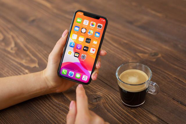 分析師：蘋果新款 iPhone SE 上市首年出貨量預(yù)計(jì)可超 3000 萬部