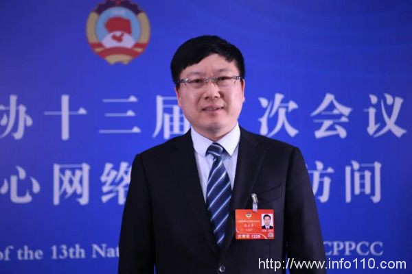 兩會專訪丨全國政協(xié)委員、云南聯(lián)通總經(jīng)理張云勇：打造以數(shù)據(jù)為中心的新型算力網(wǎng)絡(luò)