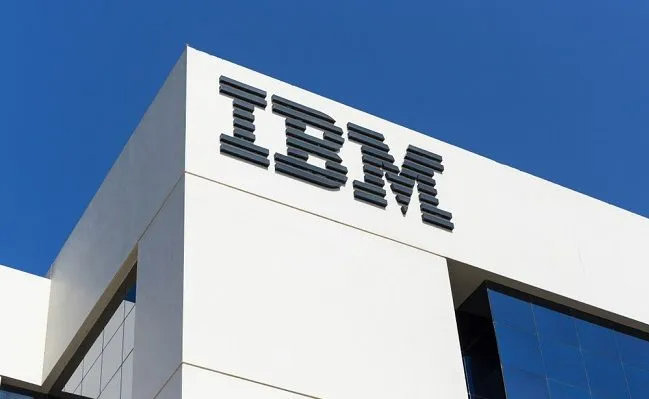 IBM 第一季度營收 142 億美元，凈利潤 6.62 億美元同比增長 64%