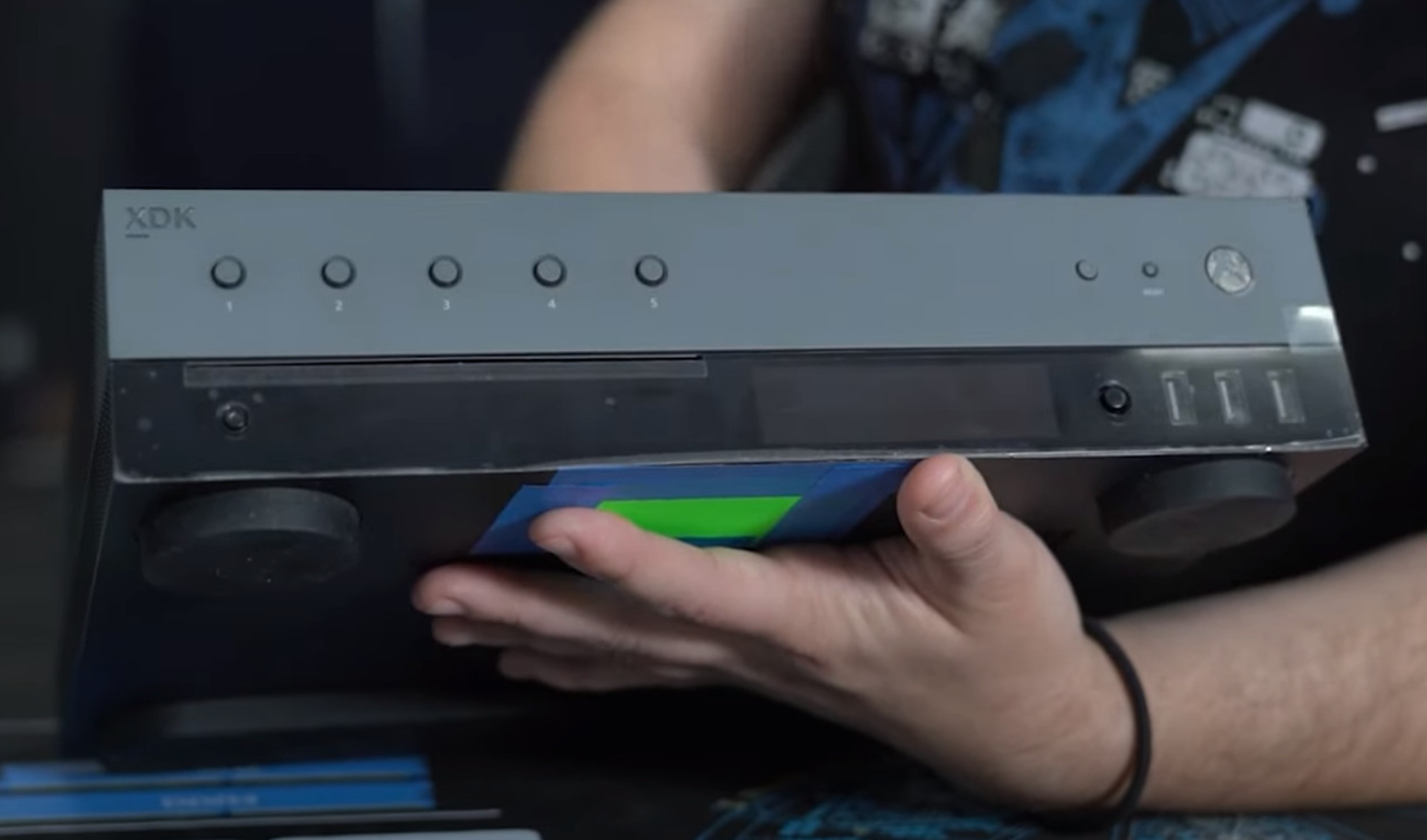 微軟 Xbox Series X 開(kāi)發(fā)套件曝光，高達(dá) 40GB GDDR6 內(nèi)存