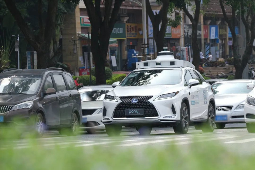小馬智行:成為國內(nèi)首個(gè)獲得出租車經(jīng)營許可的自動(dòng)駕駛公司